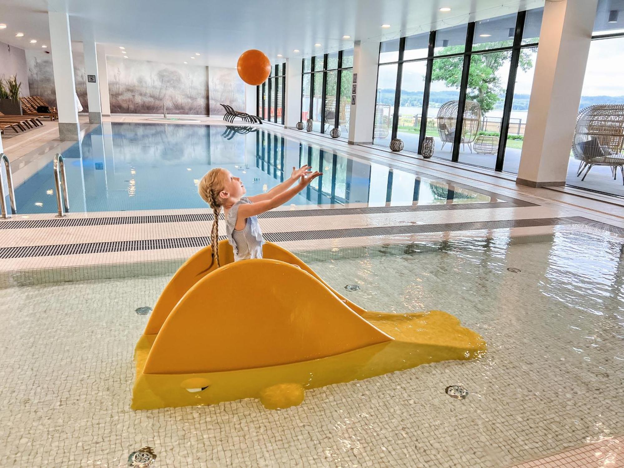 Notera Hotel Spa Charzykowy Exterior foto